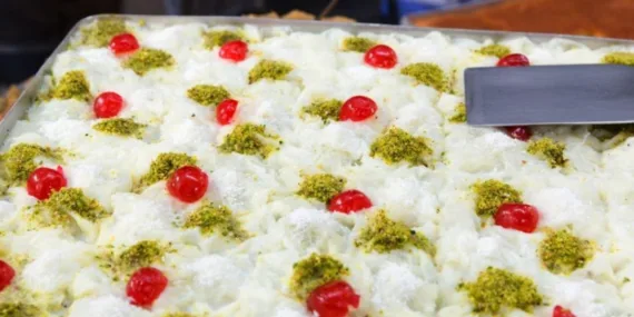 İftar sofralarının vazgeçilmez lezzeti… Güllaç nasıl yapılır, evde kolay güllaç yapılışı ve tarifi